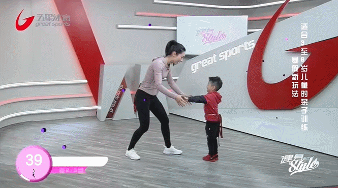 5个亲子运动小游戏在家也能玩起来!九游娱乐官网(图3)