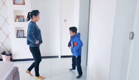 九游娱乐亲子游戏家庭必备亲子互动小游戏宅家也一样很精彩(图3)