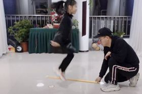 亲子游戏春暖花开之际游戏锻炼让孩子健康成长九游娱乐平台(图3)