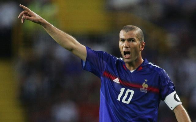 哈维在球队中主要扮演什么样的角色？(图28)