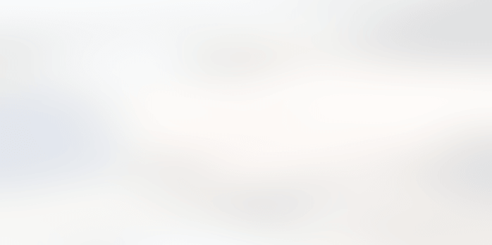 云南一对父母游戏上瘾拉着女儿一起玩女儿写了一天作业也不愿意当陪玩 title=